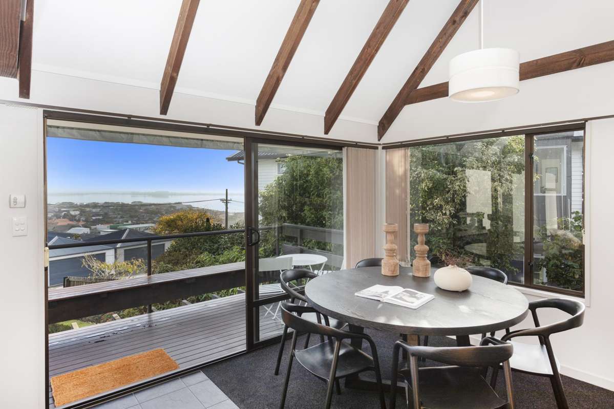 17 Moncks Spur Road_3