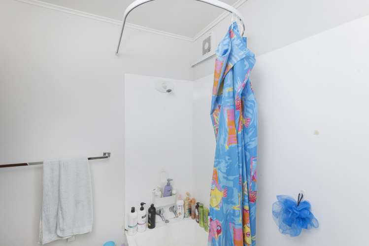 11-17 Cambridge Terrace Kaiti_42