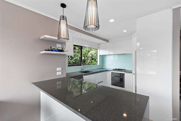 2/145 Mokoia Road Birkenhead_8