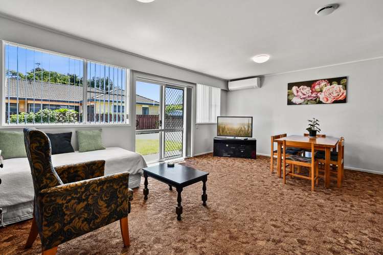 2/42 Halsey Road Manurewa_2