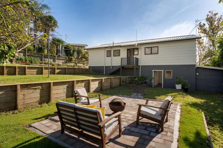 10 James Cook Drive Welcome Bay_16