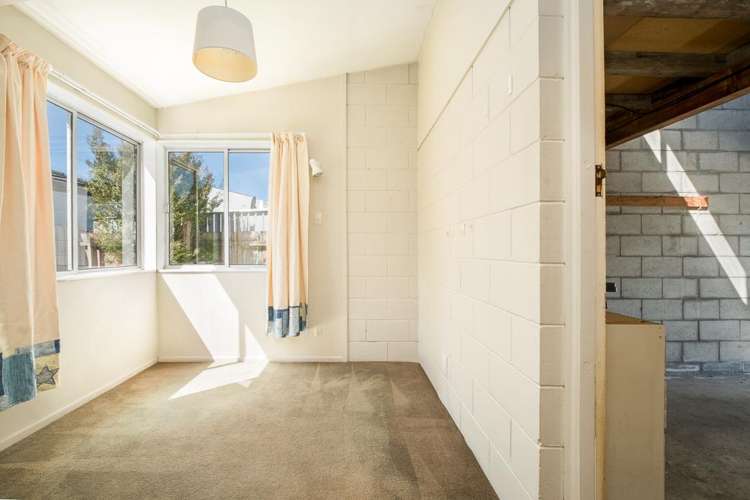 2/151 Centaurus Road Saint Martins_2