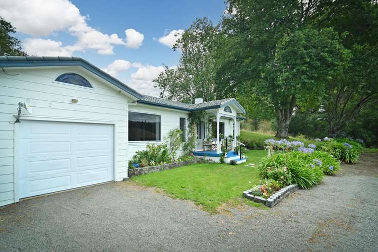 1664 Kahuranaki Road Kahuranaki_2