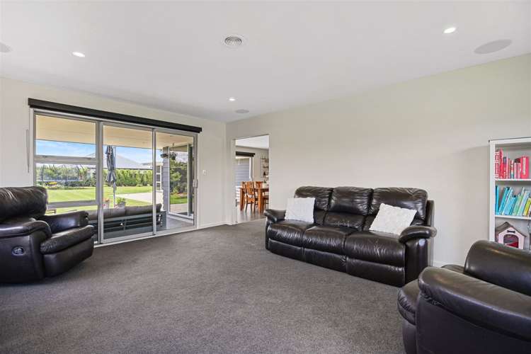 4 Coutts Lane West Melton_8