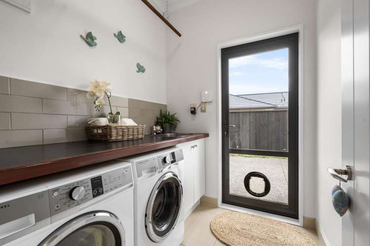 237 Southfield Drive Lincoln_21