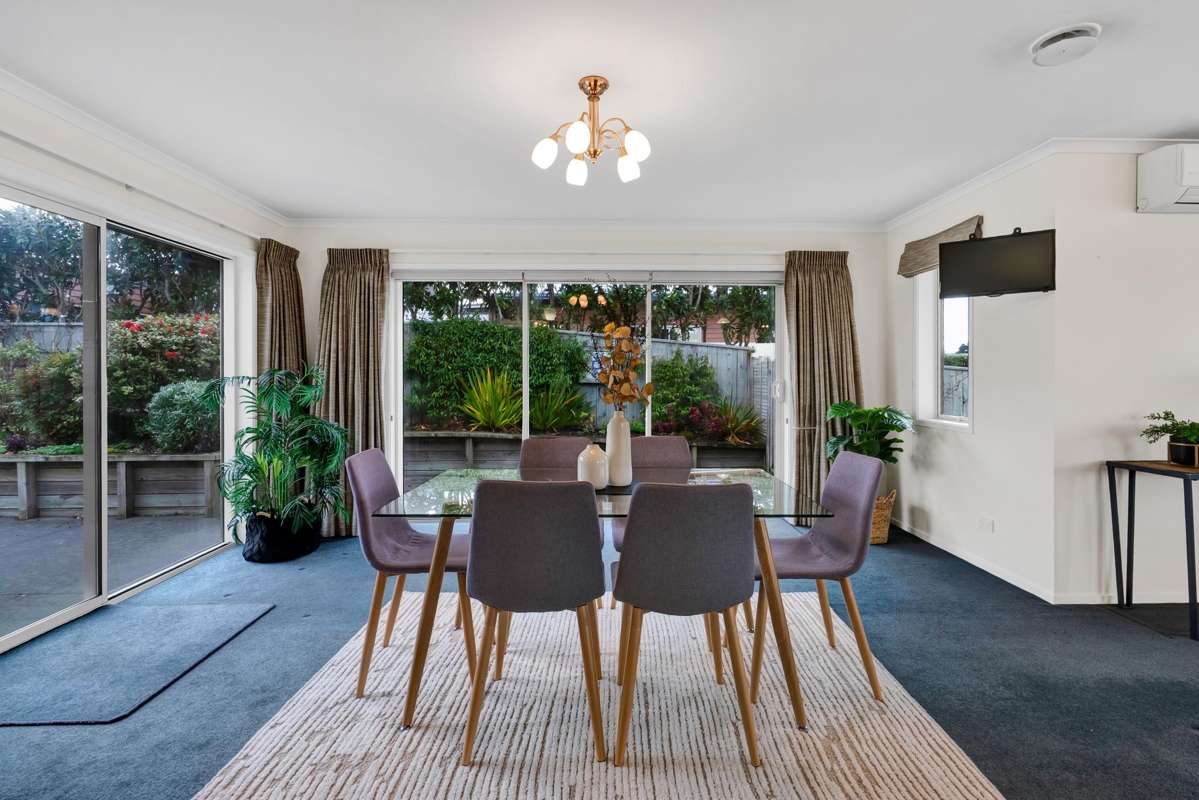 6 Saint Andrews Parkway_2