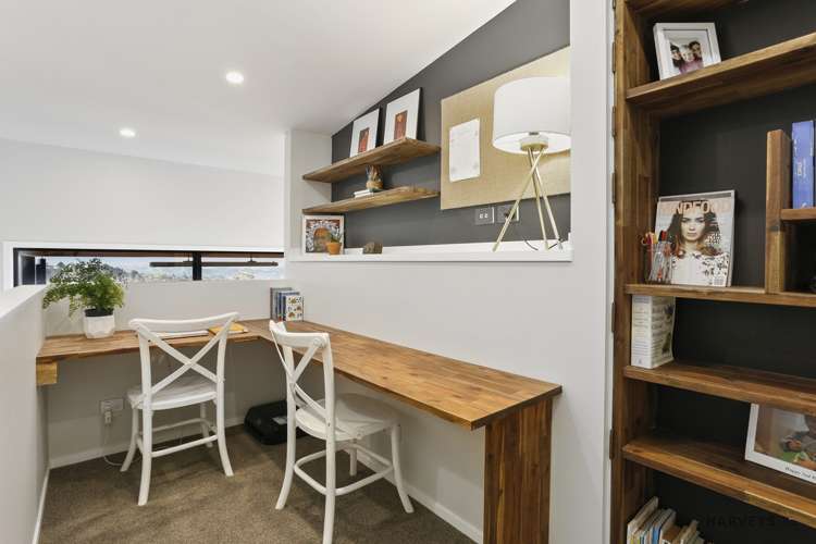 182 Scenic Drive Titirangi_17