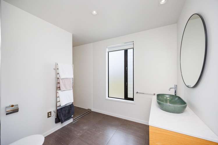 297 Fitzherbert Avenue West End_21