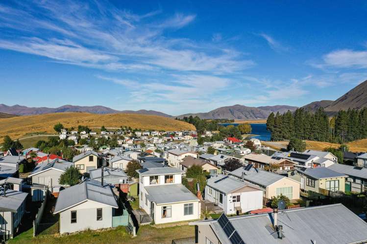 97 Two Thumbs Street Ashburton Lakes_35