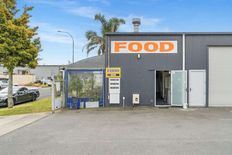 Unit 1, 29 Ashley Place Papamoa_2
