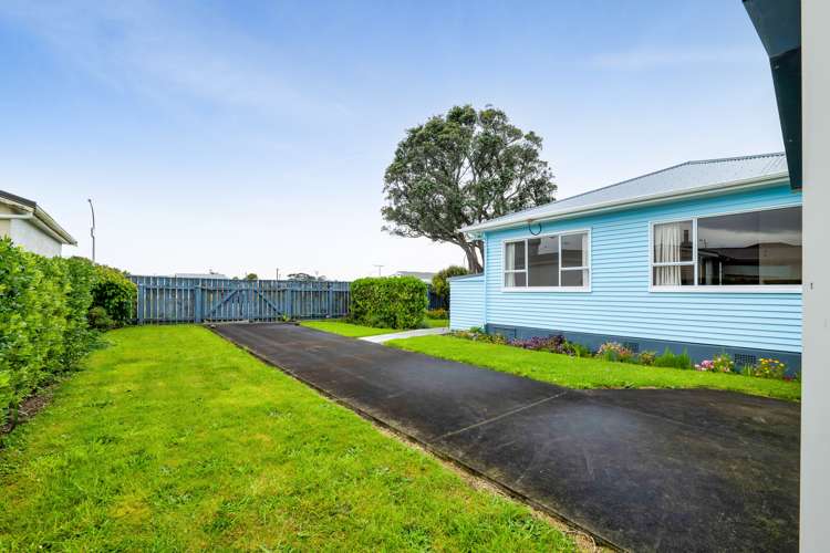 47 Domett Street Opunake_20