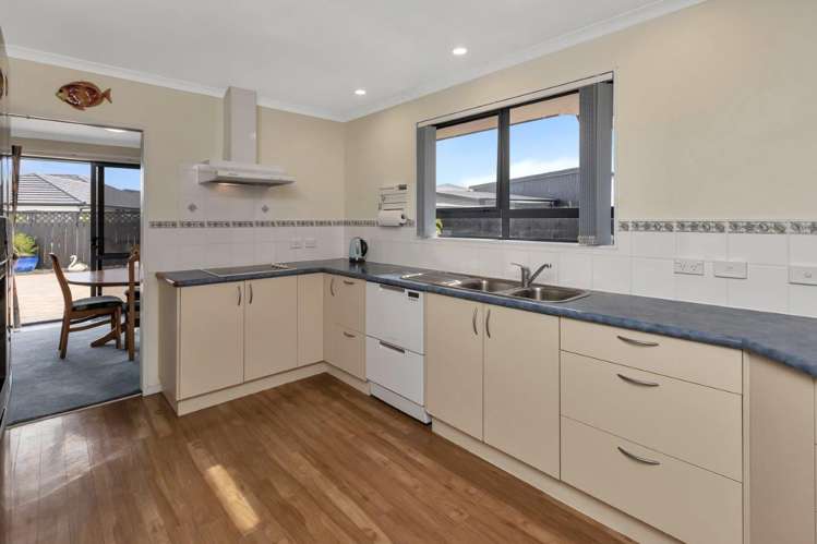 7 Kihi Place Ruakaka_15