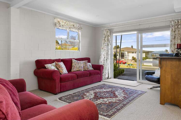 12 Wheretia Street Central_26