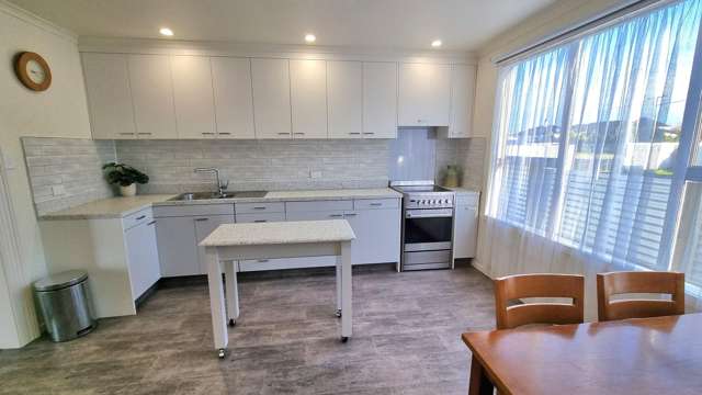 74 Palmerston Street Riverton_4