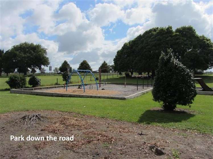 8 Law Crescent Horotiu_7