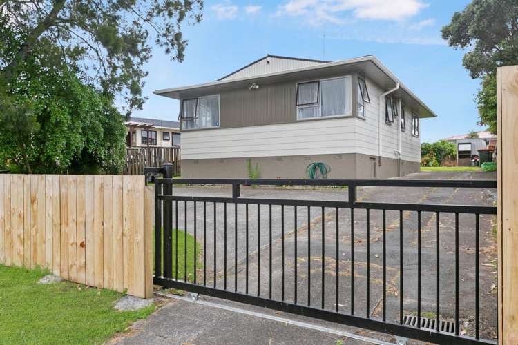 32 Larissa Avenue Henderson_6