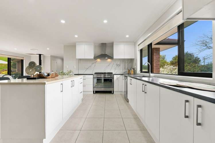 29 Whangaparaoa Road Red Beach_7