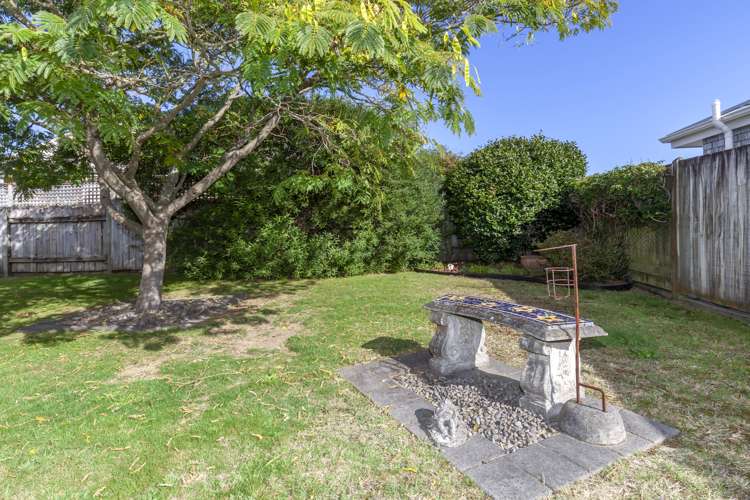 2 Crown Hill Paraparaumu_16