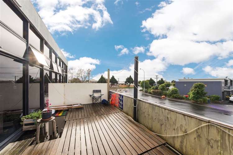 10/80 Bruce Mclaren Road Henderson_11