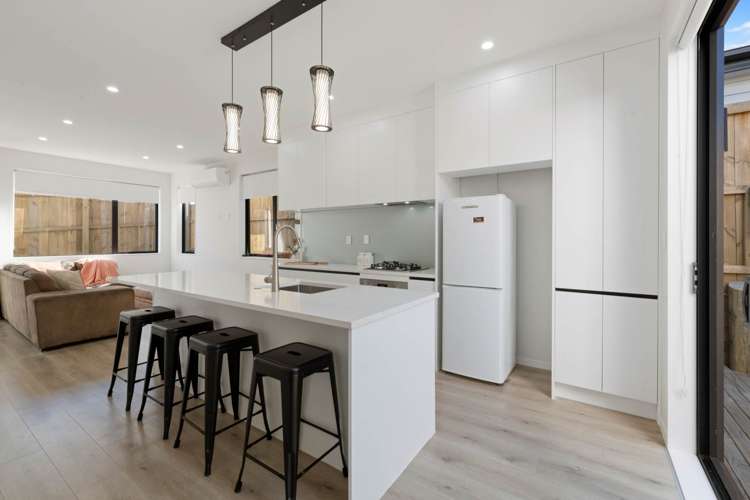 49b Prince Regent Drive_0