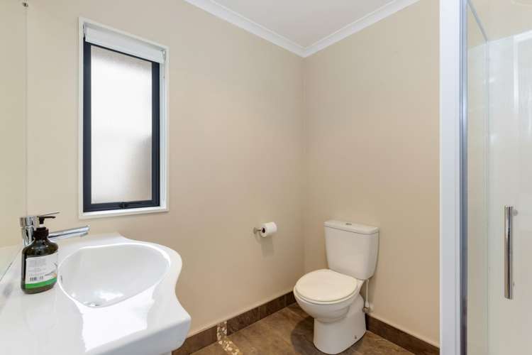 6 Gleneagles Grove Wattle Downs_9