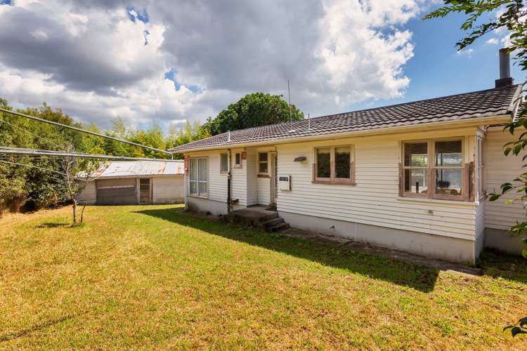 54 Saint Leonards Road Kelston_11