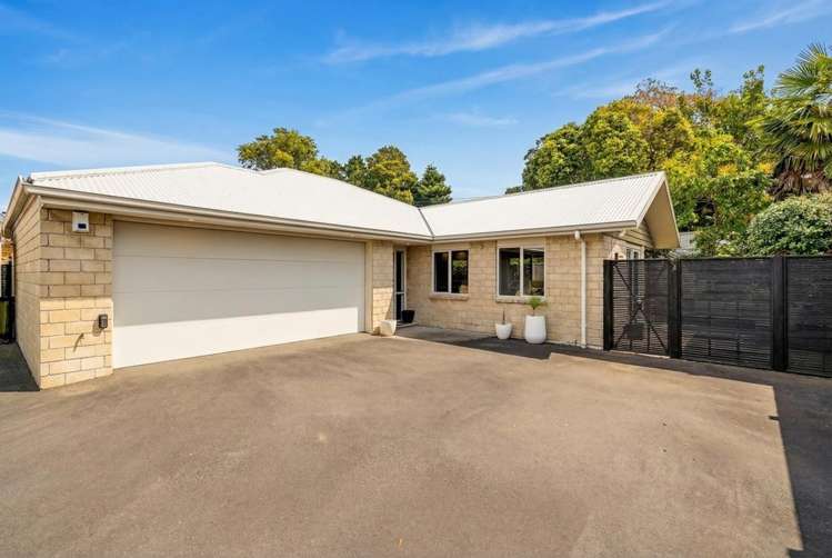 5A Simmonds Grove Greerton_21