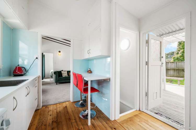 1/592 East Coast Road Pinehill_9