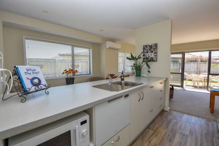 14 Ashmore Park Road Carterton_6