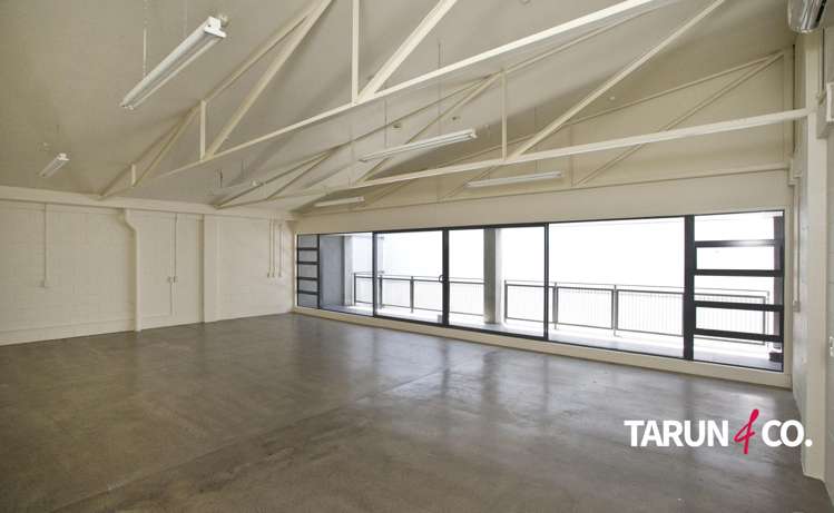 Upstairs/4 Gundry Street Auckland Central_5