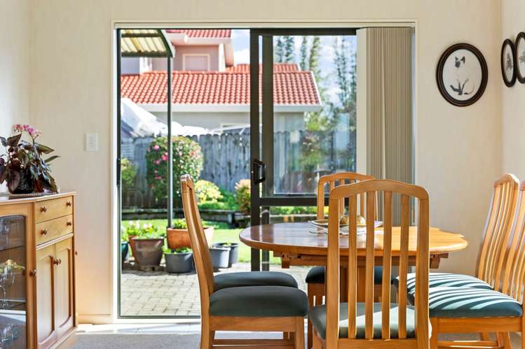 1 Brittas Place East Tamaki_8