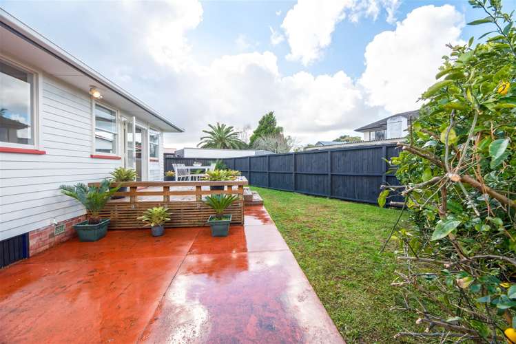 13 Roby Street Te Atatu Peninsula_16