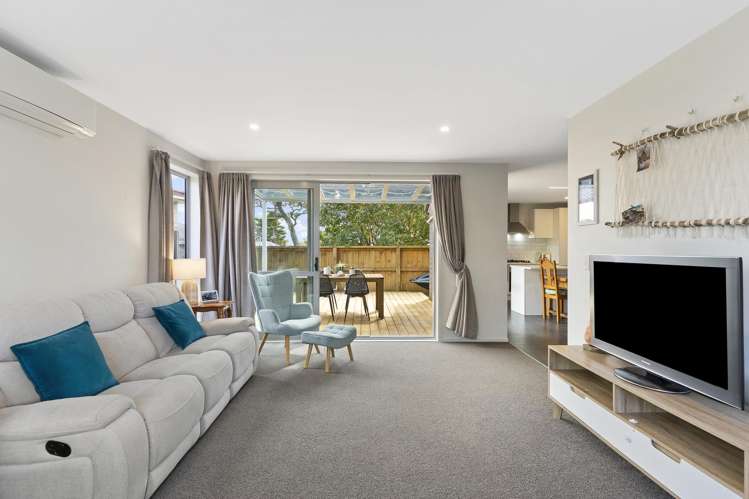1A Grandison Crescent_2