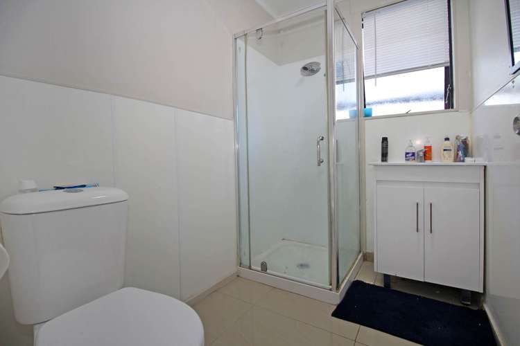 2/53 Redcrest Avenue Red Hill_6