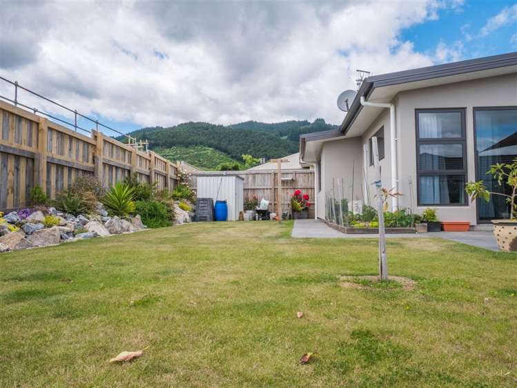 49 Fairose Drive Richmond_21