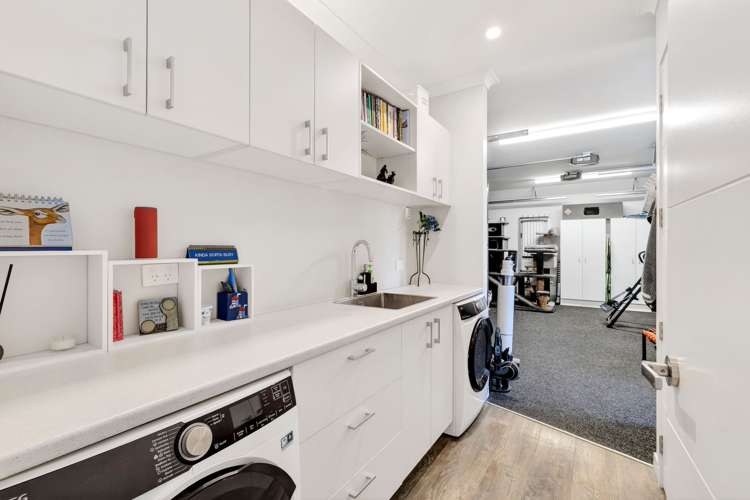 26 Hart Road Richmond_16