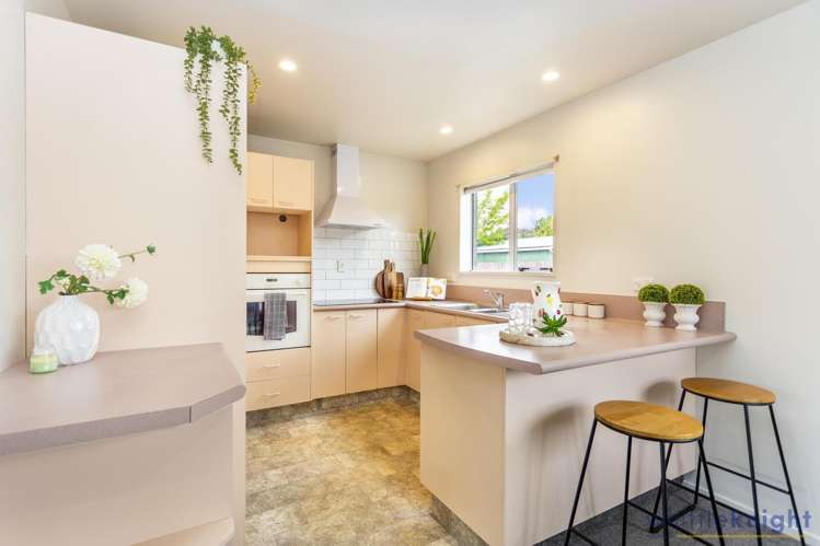 2/54 Tilford Street Woolston_6