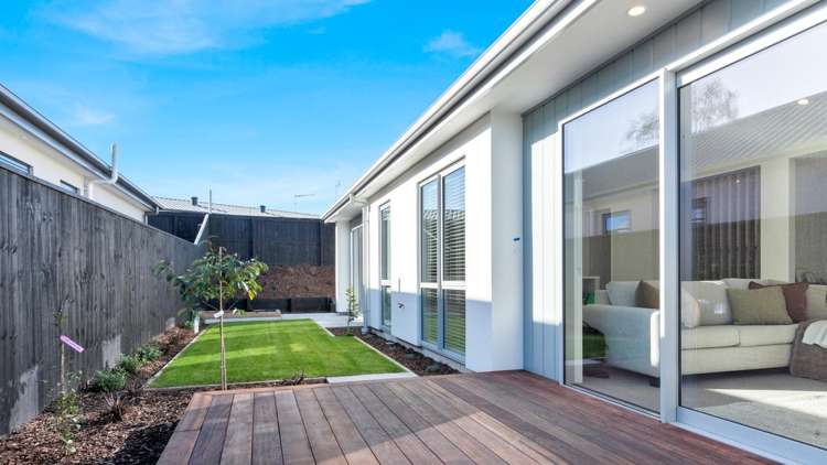 10 Waianiwa Place Burwood_11