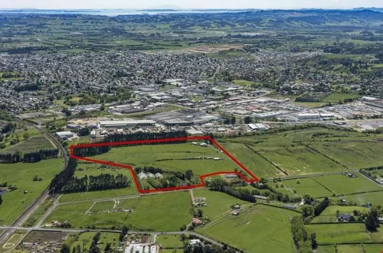 100 Walker Road Opaheke_0