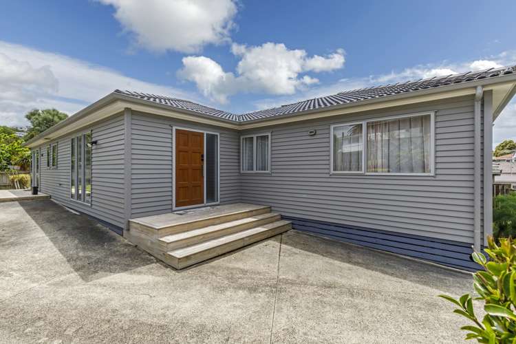 3 Julia Place Totara Vale_21