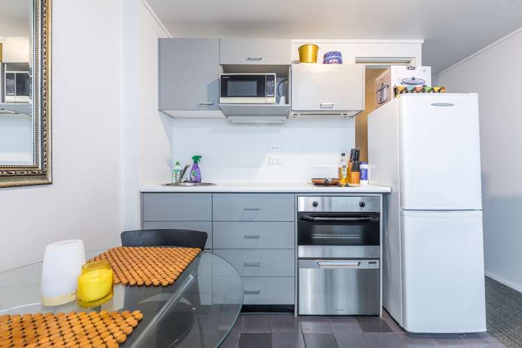 1332/72 Nelson Street Auckland Central_6