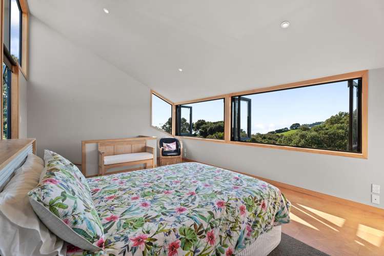 31 Marine View Road Onetangi_14