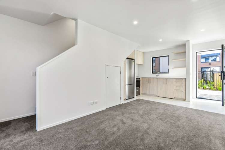 5/172 Don Buck Road 11410_5