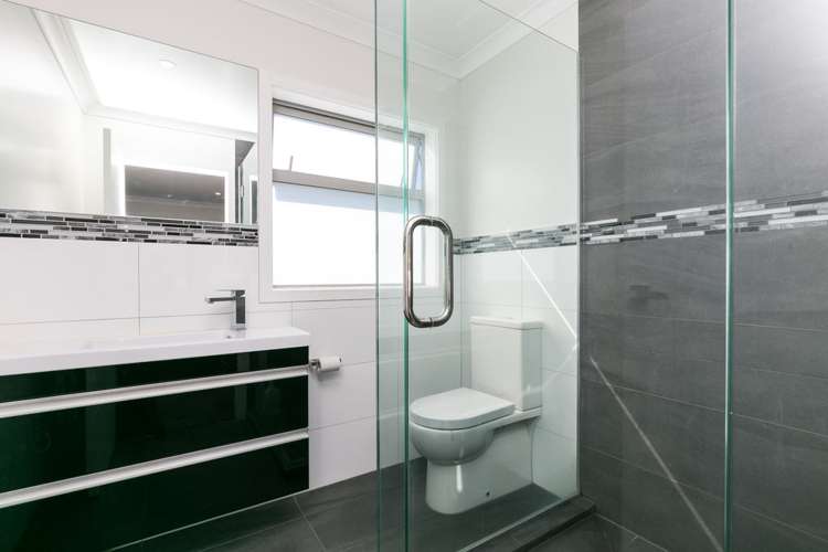 90 Endeavour Drive Whitby_17