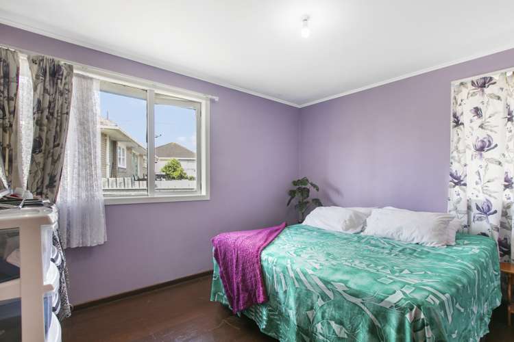 57 Cobham Crescent Otara_10