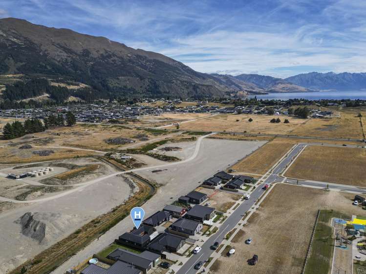 175 Burdon Loop Lake Hawea_19