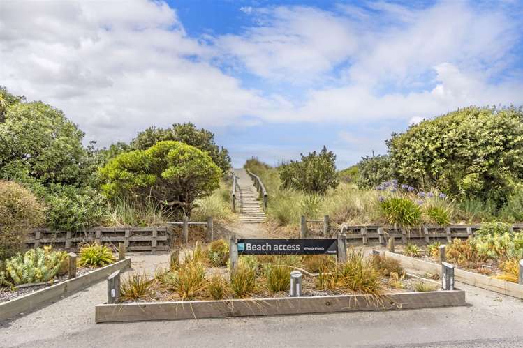 39 Surfers Place North New Brighton_13