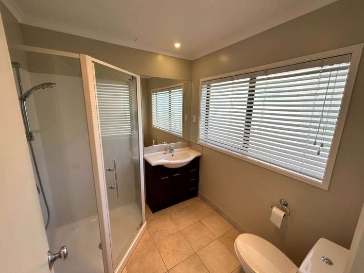 3 Spring Valley Place Oteha_11