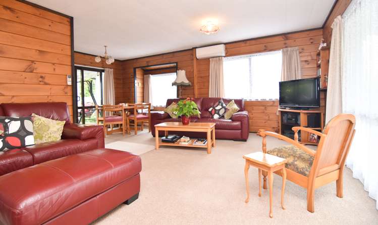 12 Deller Drive Carterton_8