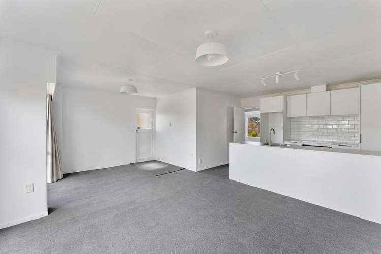 24b & 24c Omata Road Marfell_14